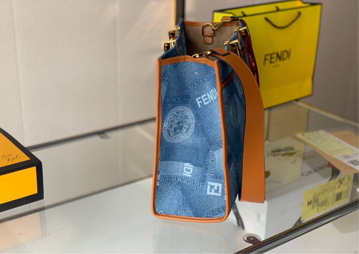Fendi large shoulder handbag